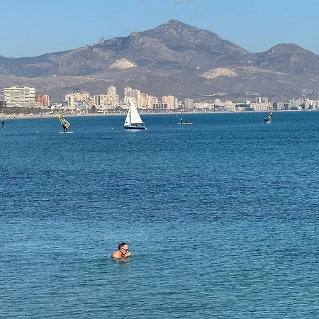 Velazquez San Juan Playa 알리칸테